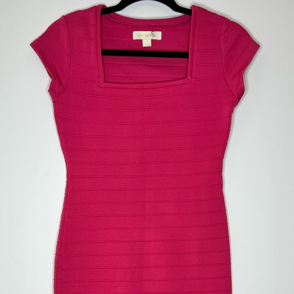 NICKI MINAJ Fitted Barbiecore Bodycon Club Party Cocktail Sexy Mini Dress Small - Picture 2 of 7